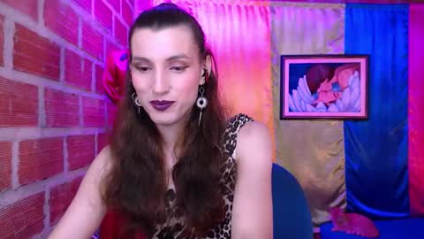 Snapshot of moira_hot chatting on October 2025 03:50:01 AM moira_hot online show from October 2025 03:50:01 AM