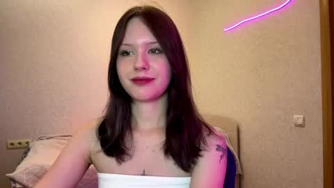Snapshot of mollieadamek chatting on May 2026 02:25:01 PM Lisa online show from May 2026 02:25:01 PM