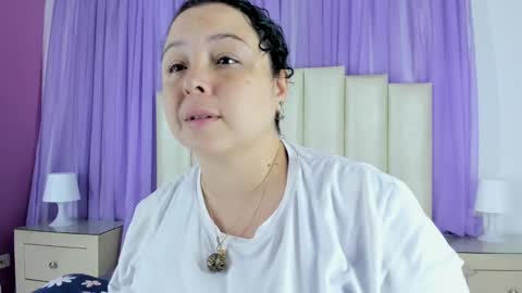 Hey Guys  Im Mollie online show from January 2025 12:15:01 PM