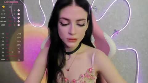 Snapshot of molly_crystall chatting on July 2026 03:56:02 AM Molly - online show from July 2026 03:56:02 AM