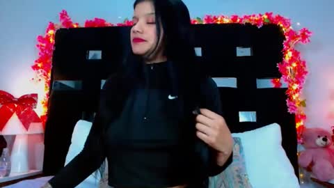 molly online show from December 2024 06:55:02 PM
