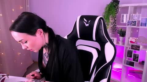 Snapshot of molly_kisss chatting on October 2025 10:21:02 AM molly_kisss online show from October 2025 10:21:02 AM