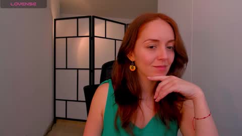   MOLLY   online show from January 2026 07:59:02 PM