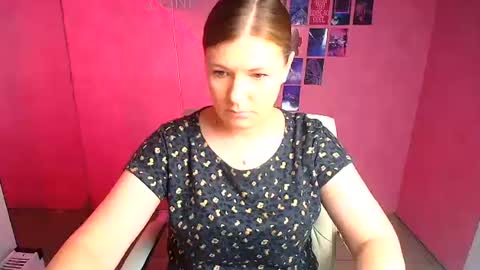 Snapshot of molly_mis chatting on July 2026 11:56:02 AM Molly online show from July 2026 11:56:02 AM
