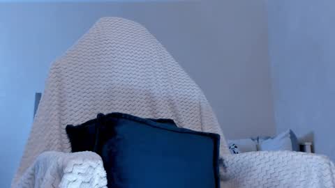 Snapshot of molly_soft chatting on February 2025 06:37:02 AM Molly online show from February 2025 06:37:02 AM