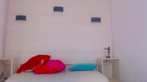 Snapshot of molly_spears chatting on January 2025 11:48:02 AM Molly Spears online show from January 2025 11:48:02 AM