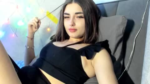 Molly online show from January 2026 08:21:02 PM