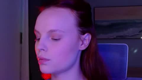 Molly online show from April 2026 08:01:01 AM