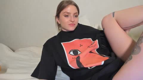 Snapshot of mollydangerous chatting on February 2025 06:24:02 PM Taisha online show from February 2025 06:24:02 PM