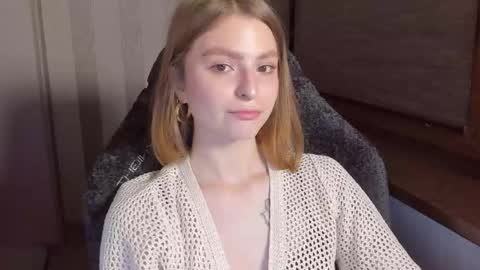 Snapshot of mollydangerous chatting on November 2025 01:26:02 PM Taisha online show from November 2025 01:26:02 PM