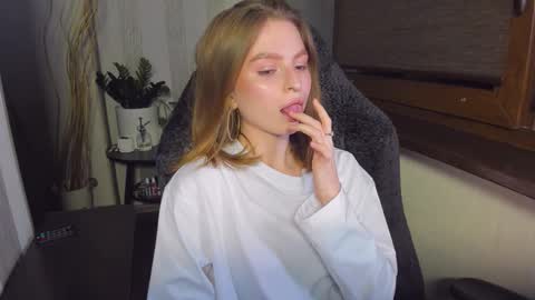 Snapshot of mollydangerous chatting on February 2026 04:52:02 PM Taisha online show from February 2026 04:52:02 PM