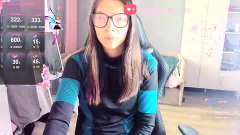  KIRA  online show from October 2025 02:56:01 AM