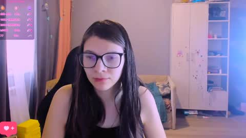  KIRA  online show from March 2026 11:46:01 AM