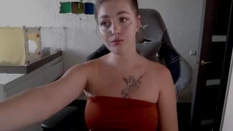 Molly online show from June 2026 07:14:01 AM