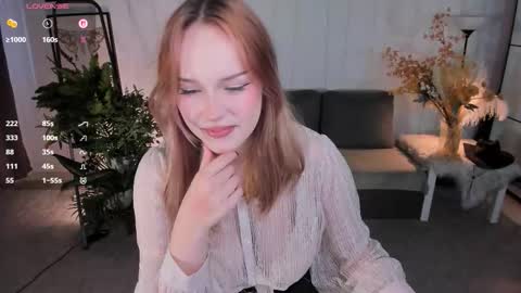 Snapshot of mollyparrk chatting on September 2025 11:34:02 AM Molly online show from September 2025 11:34:02 AM