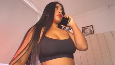 Snapshot of mollyrivera chatting on February 2025 06:40:01 PM Molly online show from February 2025 06:40:01 PM