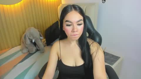 MOLLY online show from June 2026 06:53:02 PM