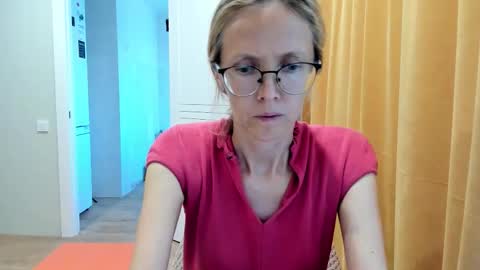 AngelMomm online show from September 2025 09:34:01 AM