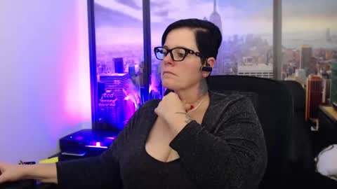 Snapshot of mollysun chatting on December 2024 06:49:02 PM MollySun Nina Randmann online show from December 2024 06:49:02 PM