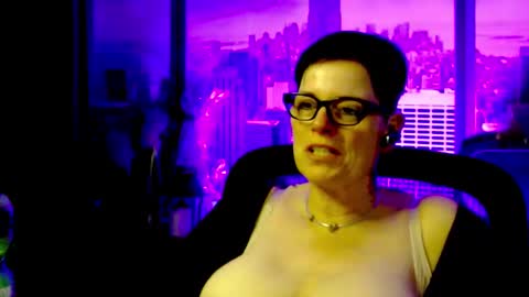 Snapshot of mollysun chatting on January 2026 06:33:02 PM MollySun Nina Randmann online show from January 2026 06:33:02 PM