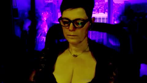 Snapshot of mollysun chatting on February 2026 04:25:01 PM MollySun Nina Randmann online show from February 2026 04:25:01 PM