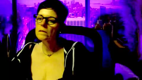 MollySun Nina Randmann online show from May 2026 06:05:01 PM