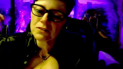 MollySun Nina Randmann online show from May 2026 02:45:01 PM