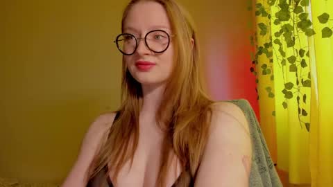 mollytucker online show from May 2026 02:12:01 PM