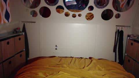 Snapshot of mollyxmalice chatting on April 2026 10:26:02 PM MollyxMalice online show from April 2026 10:26:02 PM