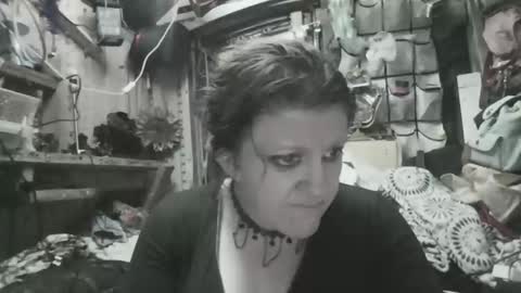 Snapshot of molotovfoxtail chatting on March 2026 06:18:02 AM Molotovfoxtail online show from March 2026 06:18:02 AM