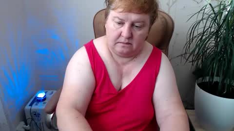 Snapshot of mommy99x chatting on December 2024 08:51:02 AM Mommy99X online show from December 2024 08:51:02 AM