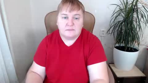 Snapshot of mommy99x chatting on December 2024 12:16:01 PM Mommy99X online show from December 2024 12:16:01 PM