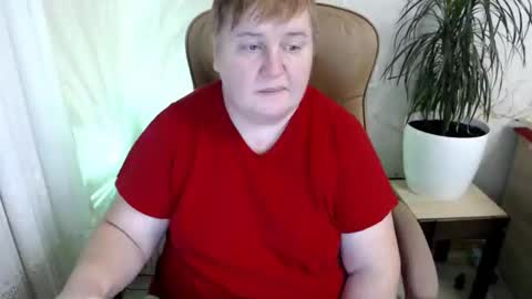 Snapshot of mommy99x chatting on December 2024 07:38:02 PM Mommy99X online show from December 2024 07:38:02 PM