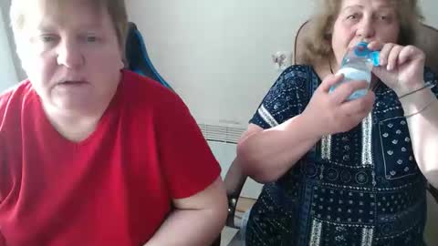 Snapshot of mommy99x chatting on January 2026 11:15:02 AM Mommy99X online show from January 2026 11:15:02 AM