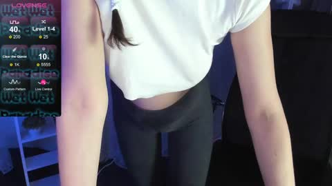 Snapshot of mommy_cum chatting on February 2025 05:03:02 AM Mommy online show from February 2025 05:03:02 AM