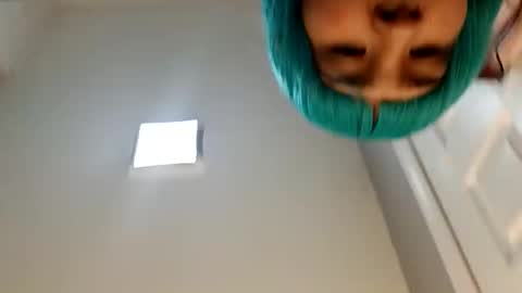 Snapshot of mommybubbles chatting on January 2025 02:41:01 PM Mommy bubbles online show from January 2025 02:41:01 PM