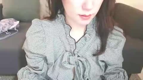 Momo online show from December 2024 04:40:02 PM