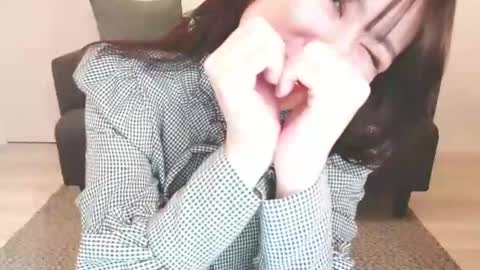 Momo online show from January 2025 11:51:01 PM