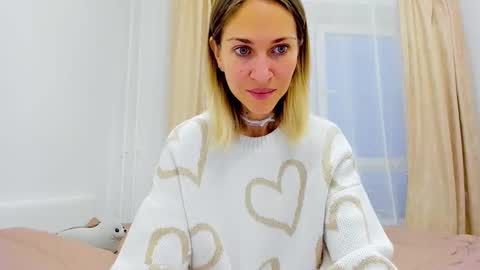 Mona online show from December 2024 05:16:01 AM