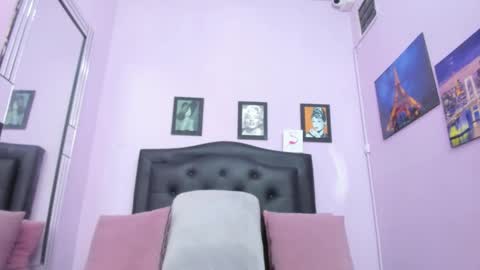 paola online show from March 2026 01:27:01 PM