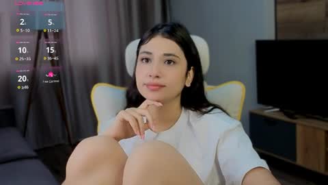 Snapshot of monarchbaby chatting on June 2026 04:30:02 AM Lana online show from June 2026 04:30:02 AM