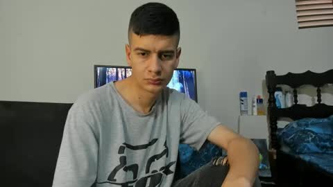 nicolas online show from December 2024 07:43:02 PM