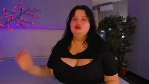 Snapshot of monasteel chatting on May 2026 12:02:01 PM Monica online show from May 2026 12:02:01 PM