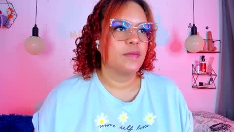 aleja      independent model       online show from December 2025 10:38:01 PM