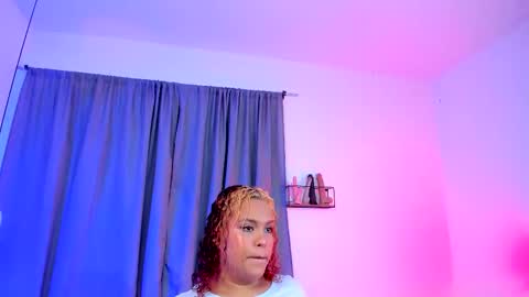 aleja      independent model       online show from February 2026 03:09:02 PM