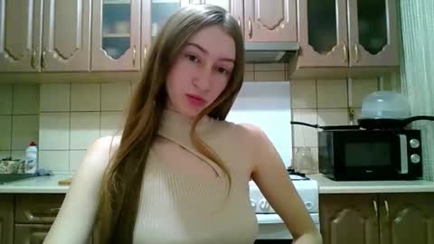 Monica online show from December 2025 08:59:01 PM