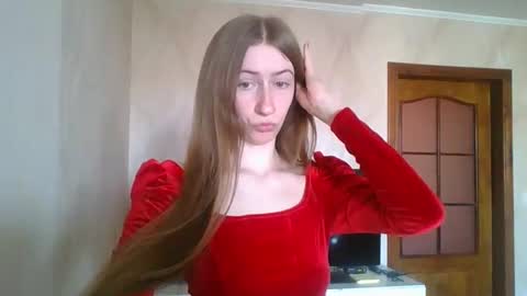 Snapshot of monica_tamayo chatting on April 2026 10:54:02 AM Monica online show from April 2026 10:54:02 AM