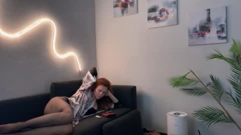 Monica online show from January 2026 10:42:02 AM