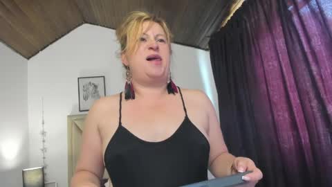 Mony online show from April 2026 05:30:01 PM