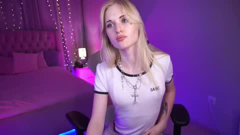  Monica  online show from September 2025 09:34:02 AM